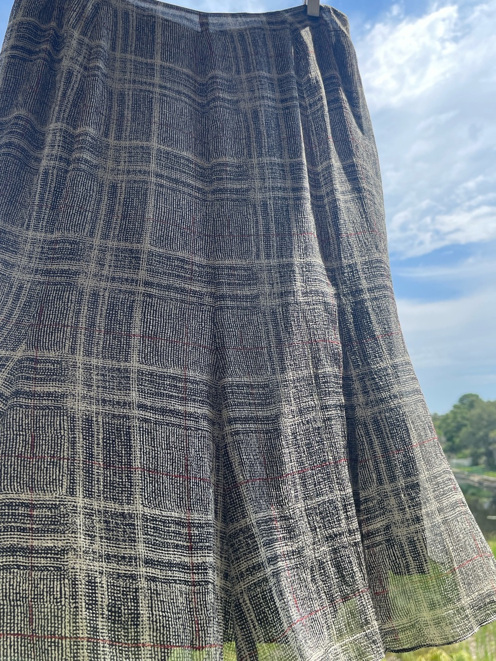AK Anne Klein 100% Silk Plaid Midi Skirt Size 10 - Picture 8 of 13